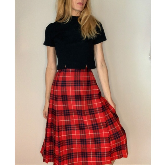 Vintage Handmade Plaid Wool Pleated Skirt - Picture 13 of 16
